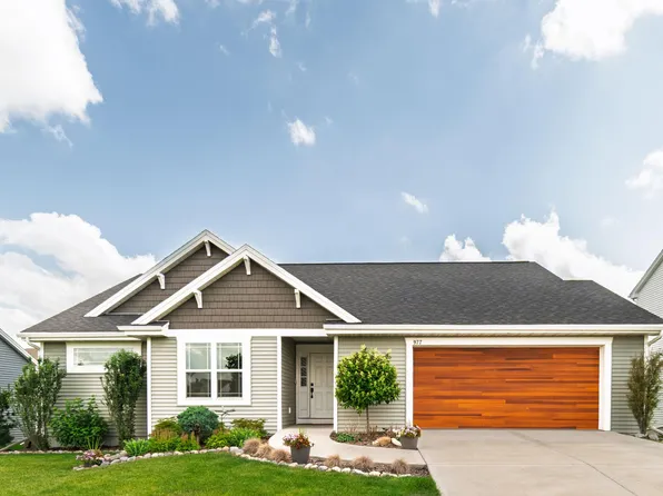 977 Griffin Way, Deforest, WI 53532