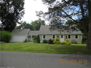91 Flanders Rd, Woodbury, CT 06798
