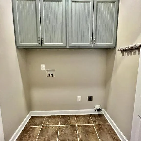 215 Savannah Dr — Photo 13