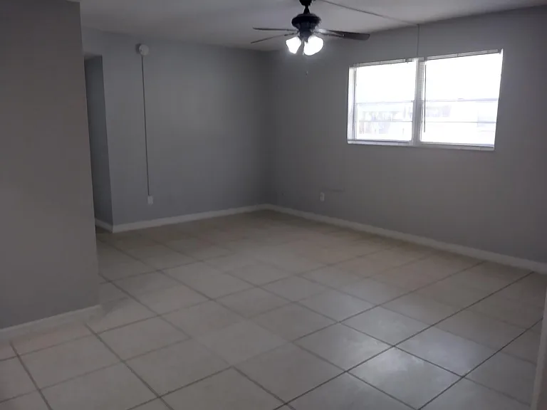 451 76th Ave N #2 — Photo 5