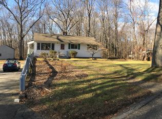 47 Cedar Swamp Rd, Mansfield, CT 06268