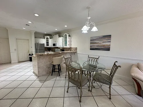 512 S Ocean Blvd Photo 1