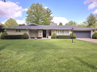 202 Julie Dr, Kankakee, IL 60901