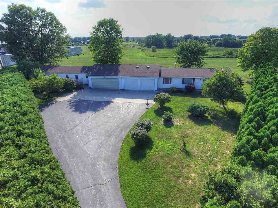 1st image of 1833 Lincolnway E