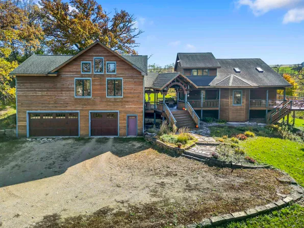 W9110 Sawmill Rd, Blanchardville, WI 53516