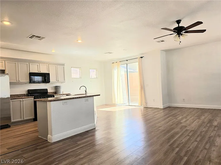 8084 Retriever Ave — Photo 6
