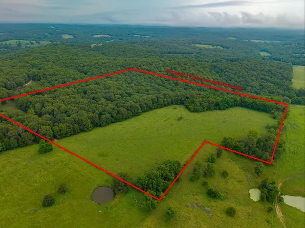 000 E Highway 14 Private Drive #A, Ava, MO 65608