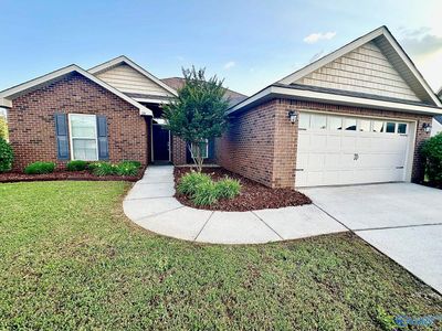 124 Coach Glen Dr, Owens Cross Roads, AL, 35763