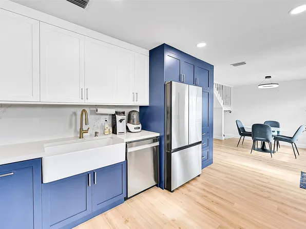 16419 Strawberry Way, Delray Beach, FL 33484