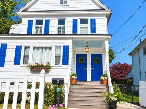 21 Grand St #B, Greenwich, CT 06830