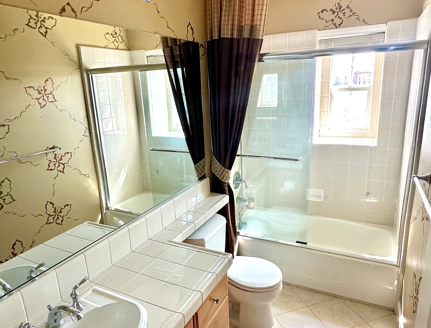 1 bed, 4600 sqft, $1,999 — Photo 3