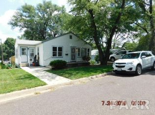 1404 Black St, Pekin, IL