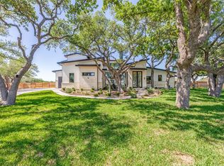 116 Mesones Rd, Florence, TX 76527