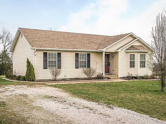 3rd image of 851 Webb Ln