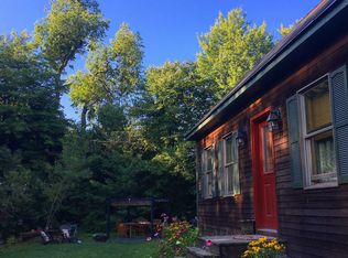 215 Bog Rd, Cambridge, VT 05444