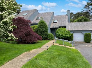 40 Hidden Cove Rd #16, Oak Bluffs, MA 02557