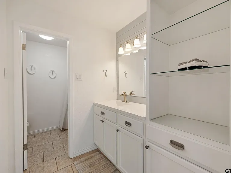 400 S Town Dr #308 — Photo 22