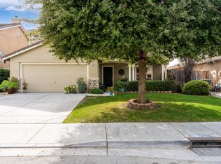 2564 Glenview Dr, Hollister, CA 95023