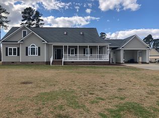 3366 J C Galloway Rd, Grimesland, NC 27837