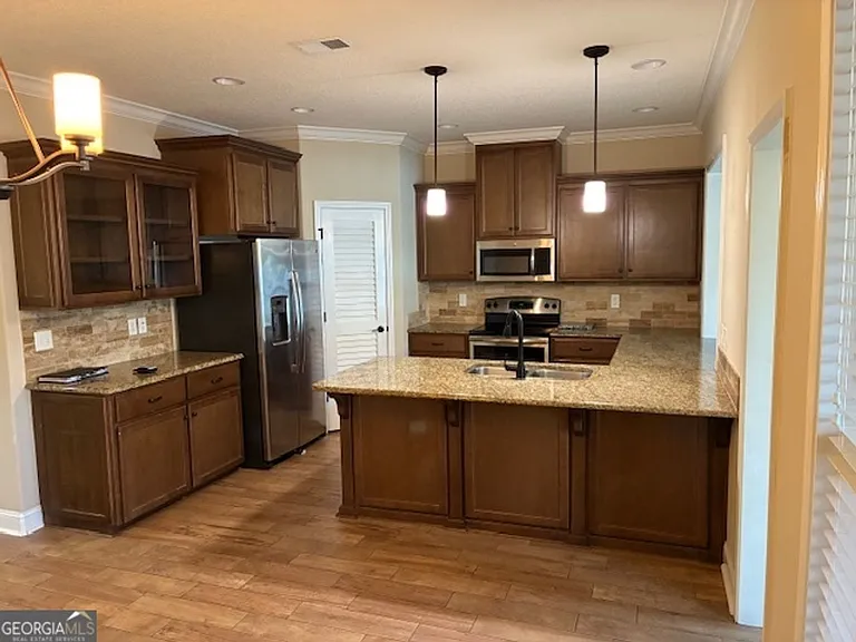 102 Miller Ct — Photo 10