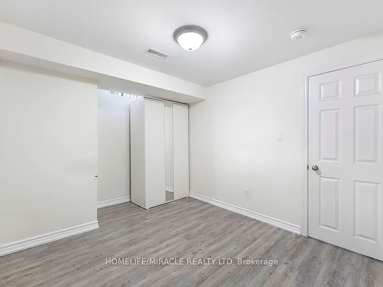 1330 Aldergrove Dr #BASEMENT — Photo 10
