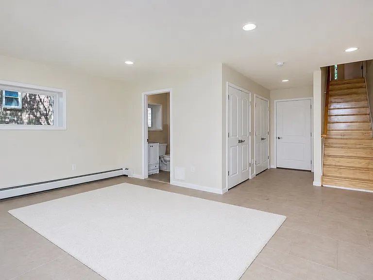 174 Fort Lee Rd #B — Photo 21