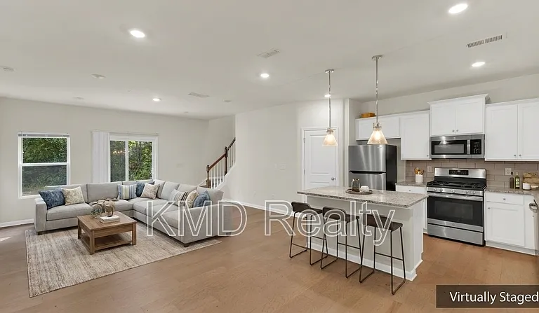 260 Abington St — Photo 7