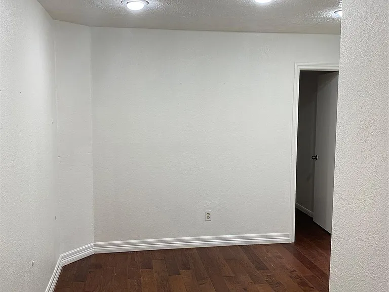 22811 Rangeview Dr — Photo 5