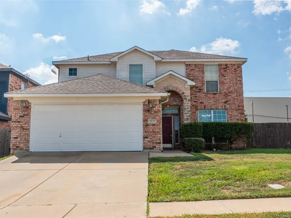 1107 Deedee Creek Dr, Euless, TX 76040