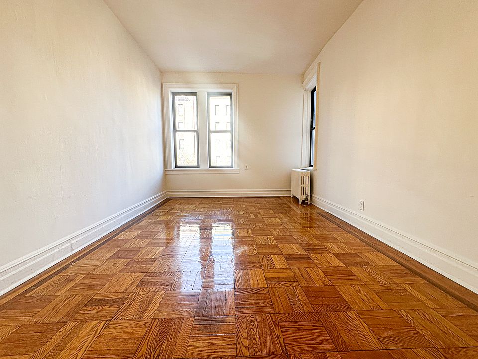 1st image of 8260 116th St