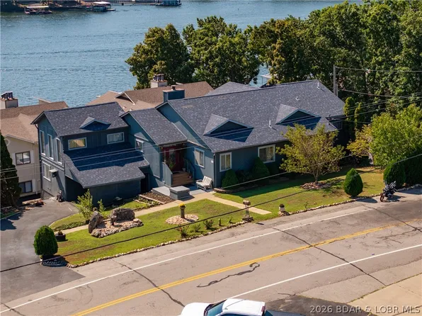 2264 Bittersweet Rd, Lake Ozark, MO 65049