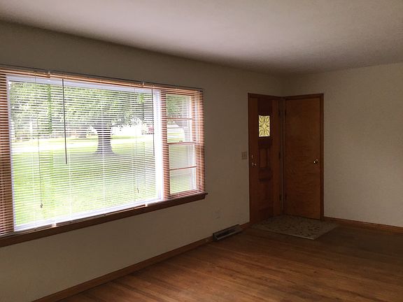 4th image of 441 S Owens Dr