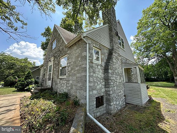 4th image of 17905 Broadfording Rd