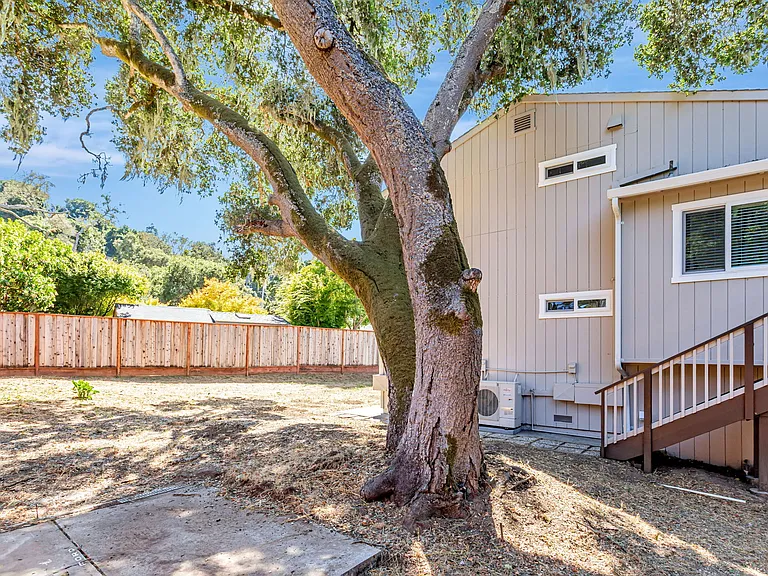 616 Rincon Dr — Photo 9
