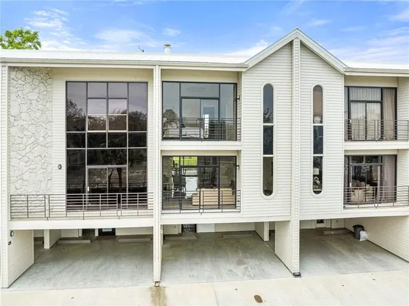 127 Highway 22 E APT W3, Madisonville, LA 70447