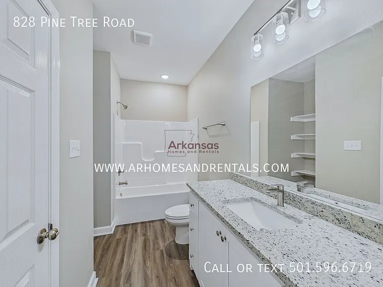 828 Pine Tree Rd — Photo 7