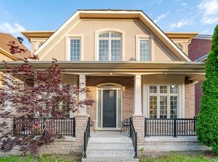 92 Glengordon Cres, Markham, ON L6C0K1