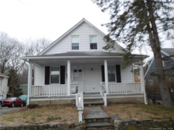 15 Ridgeway Street, Stamford, CT 06907