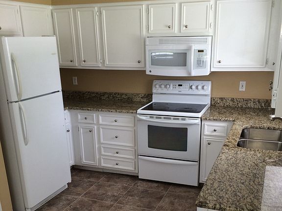 578684 _kitchen_04182015