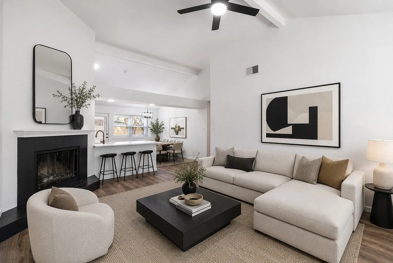 2 bed, 1275 sqft, $2,100 — Photo 4