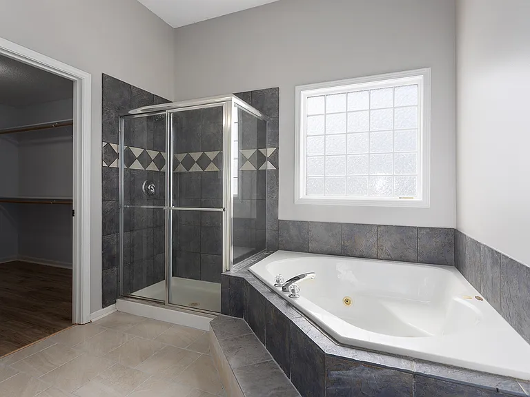 13982 W 148th St — Photo 23