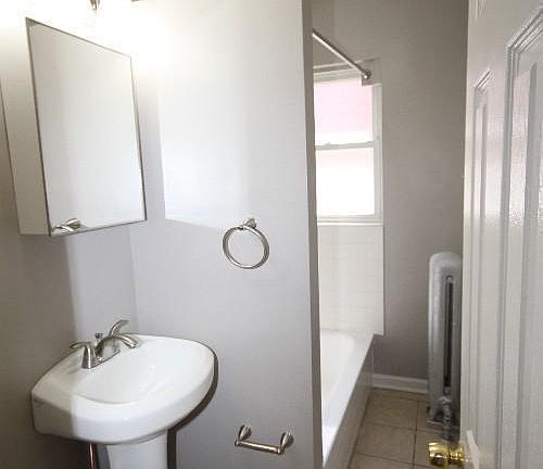 5th image of 1348 W Argyle St #134853S
