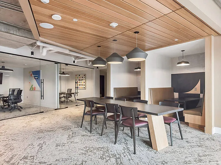 Post District Residences — Photo 11