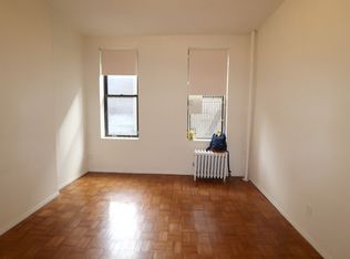 304 W 21st St #2C, New York, NY 10011