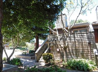 461 Dela Vina Ave APT 201, Monterey, CA