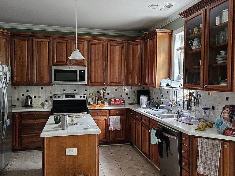 115 Windermere Dr — Photo 4