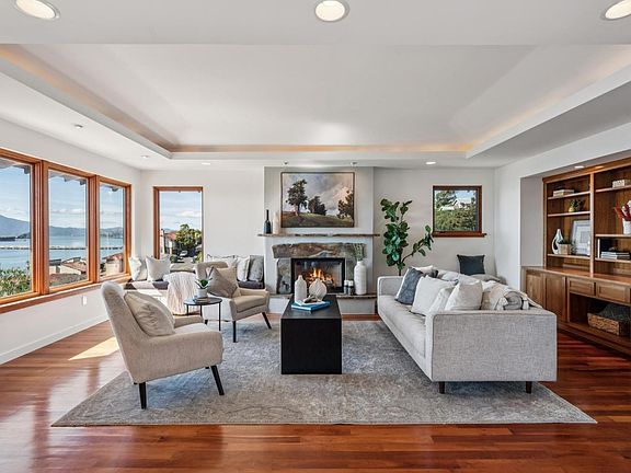 3rd image of 435 Tremont Avenue