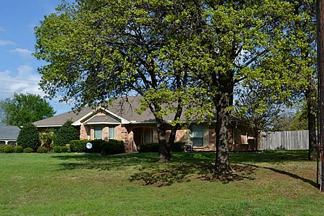 1st image of 1643 Creekside Dr