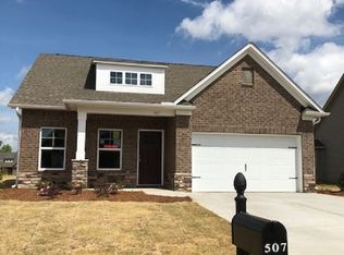 507 Marathon Ct, Boiling Springs, SC 29316