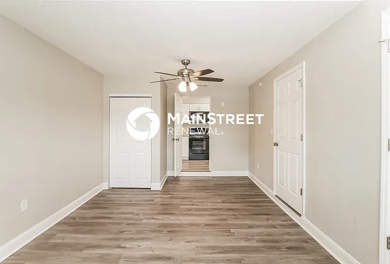 4925 Indialantic Dr — Photo 4
